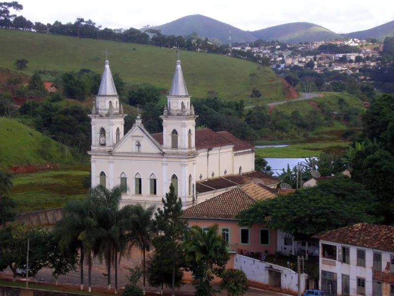 Igreja Santa Cruz — Redenção da Serra, São Paulo